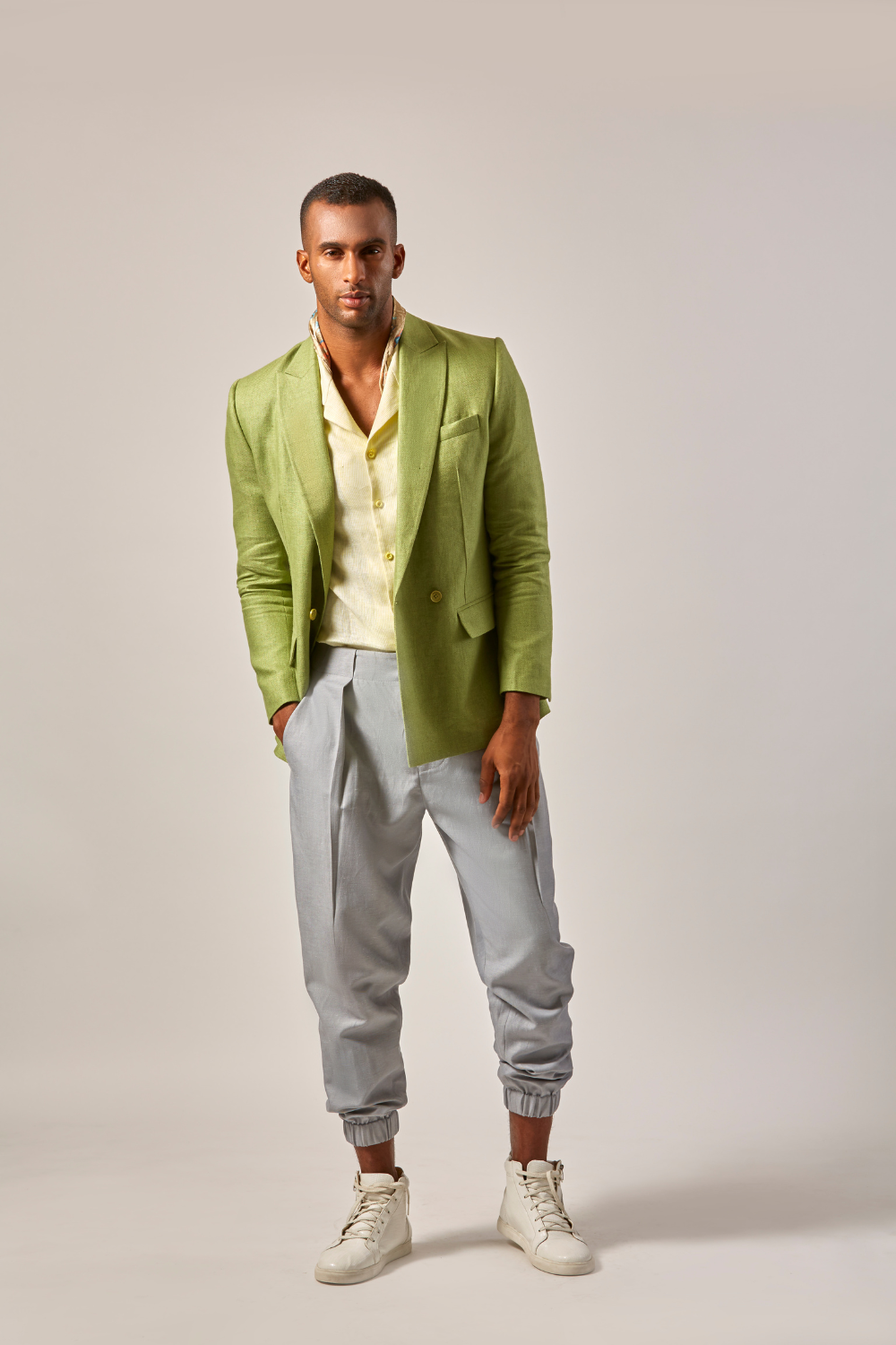 DOUBLE BREASTED BLAZER