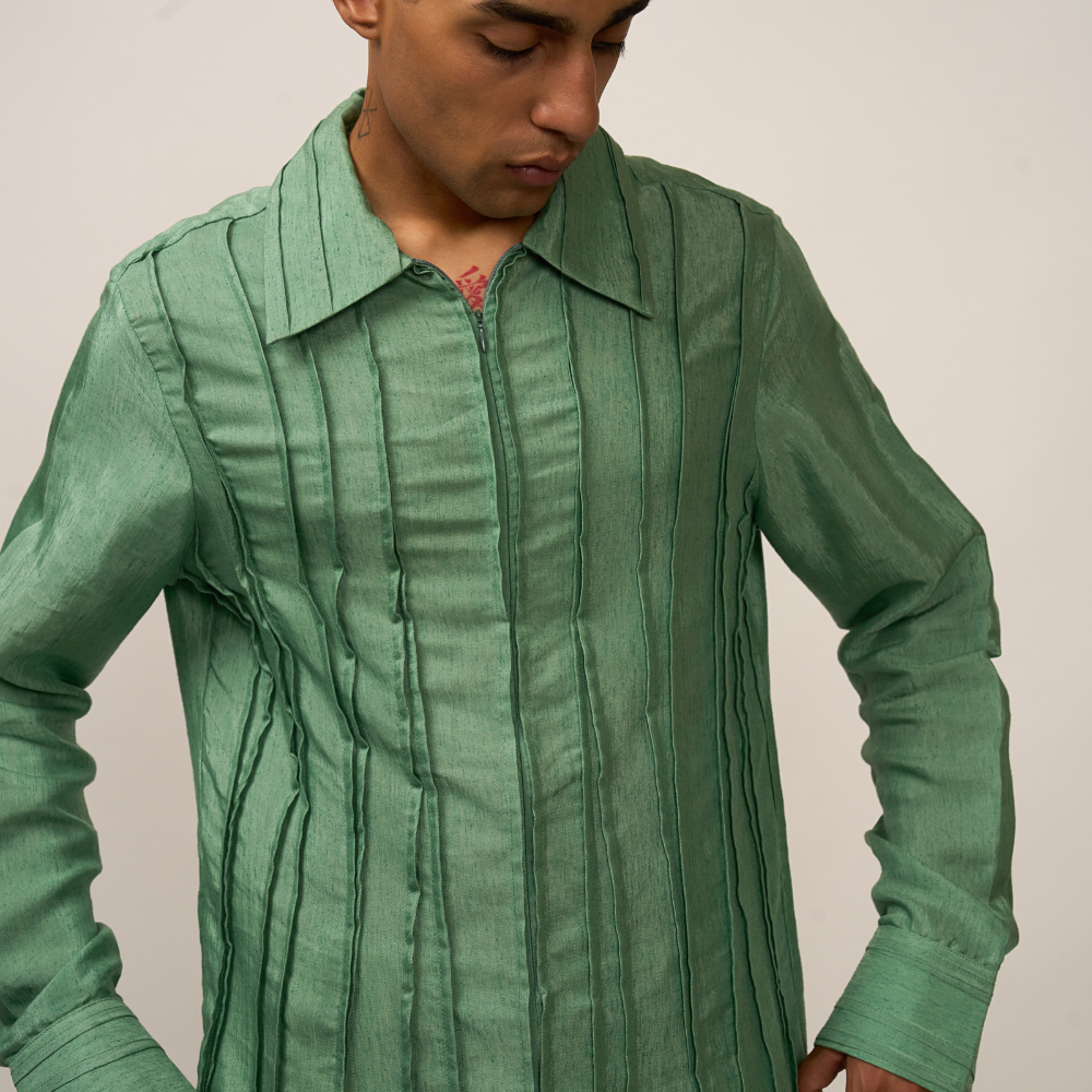 PLEATED SHIRT