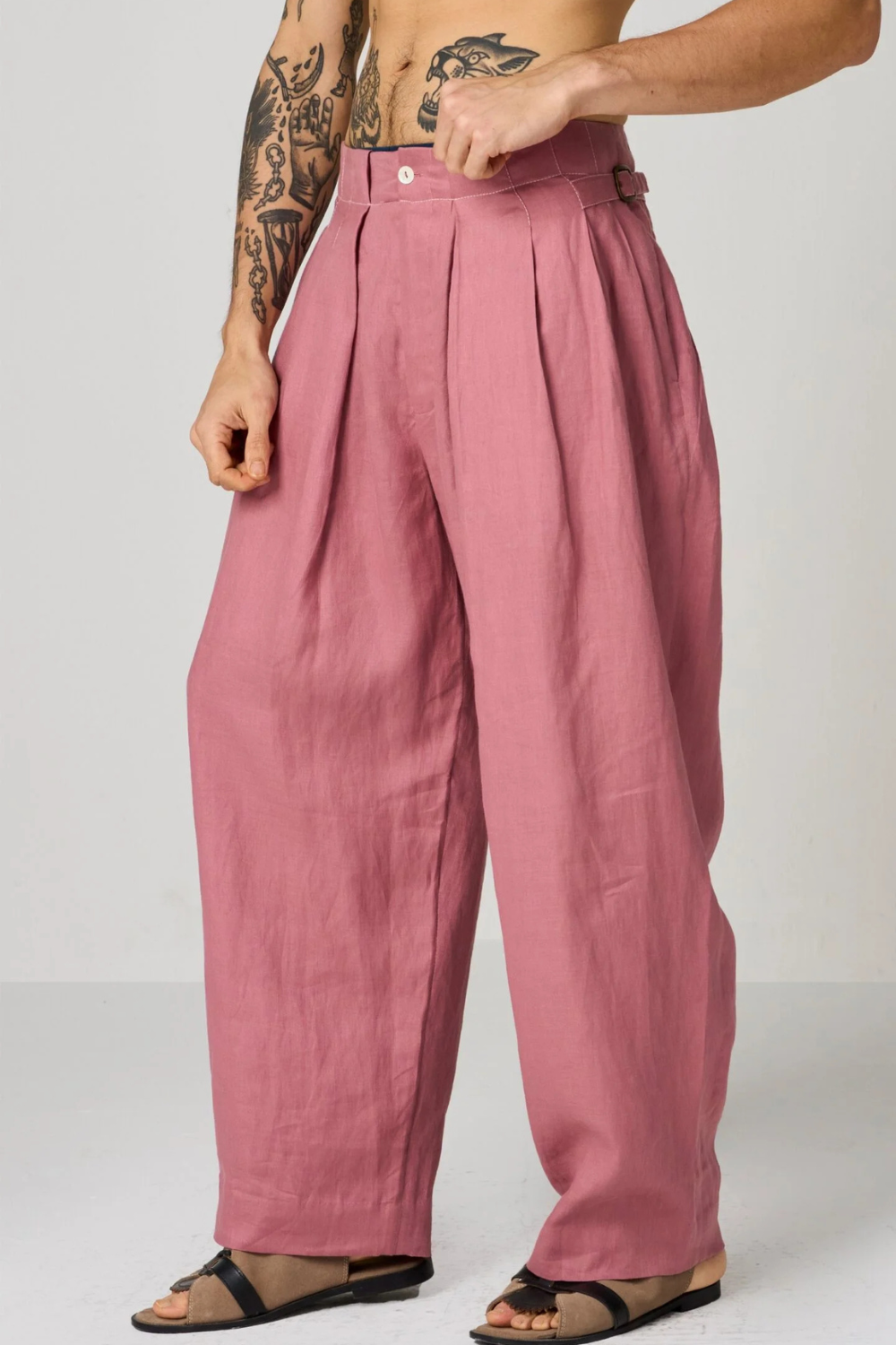 PLEATED WIDE PANTS