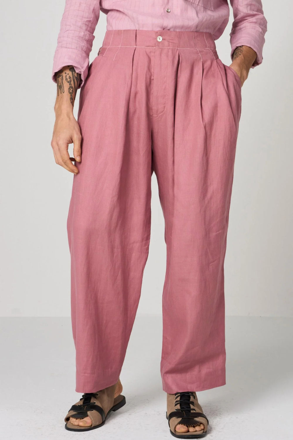 PLEATED WIDE PANTS