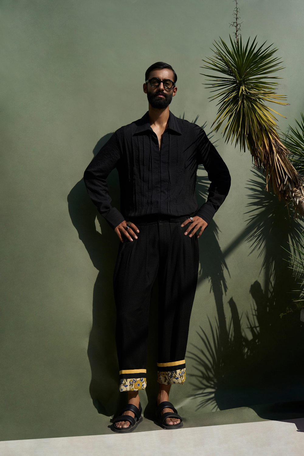 TAILORED PLEATED PANT