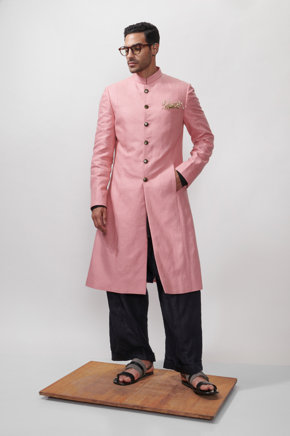 COLONIAL LINEN ACHKAN