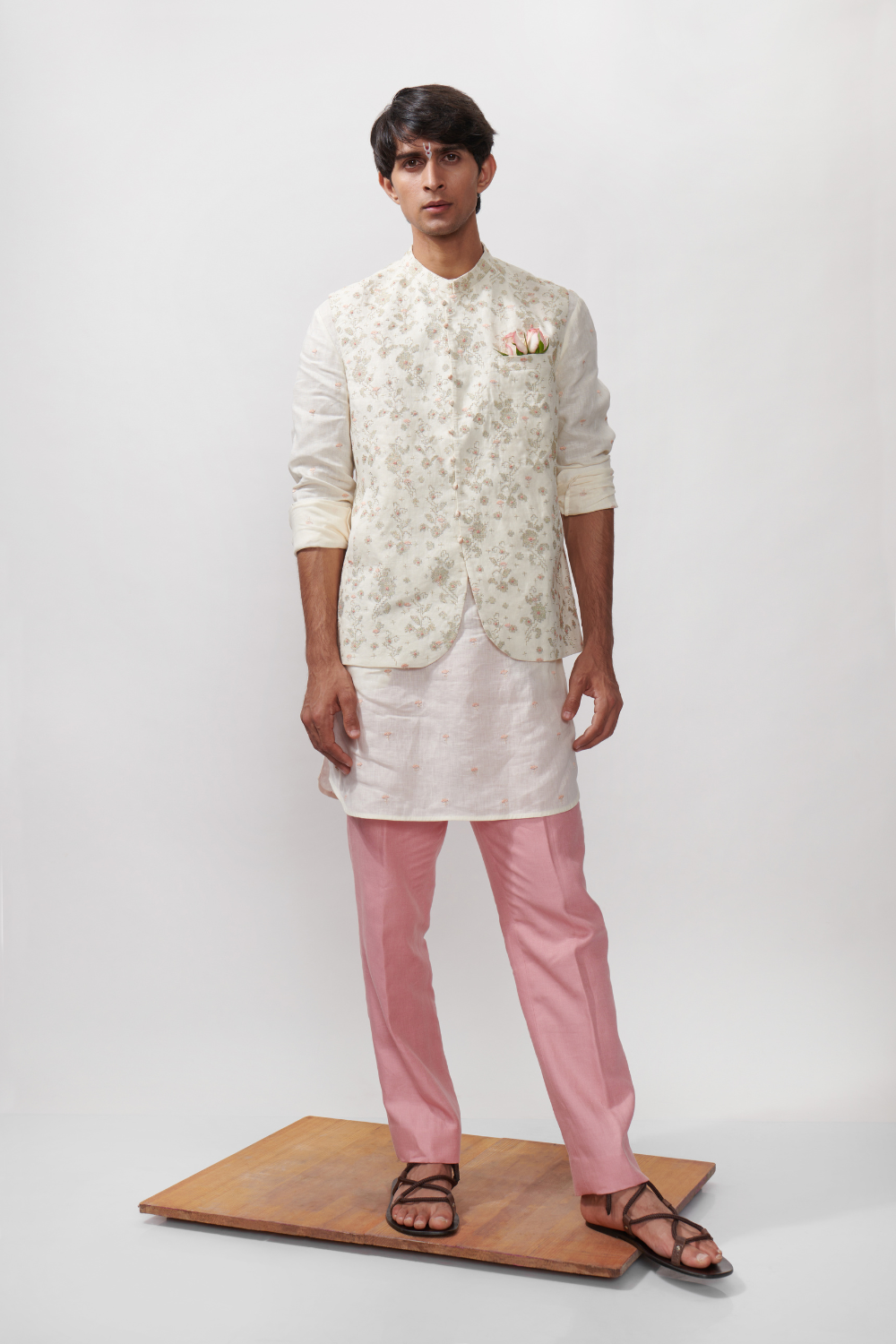 BAAGH - ZARI EMBROIDERED BANDI SET