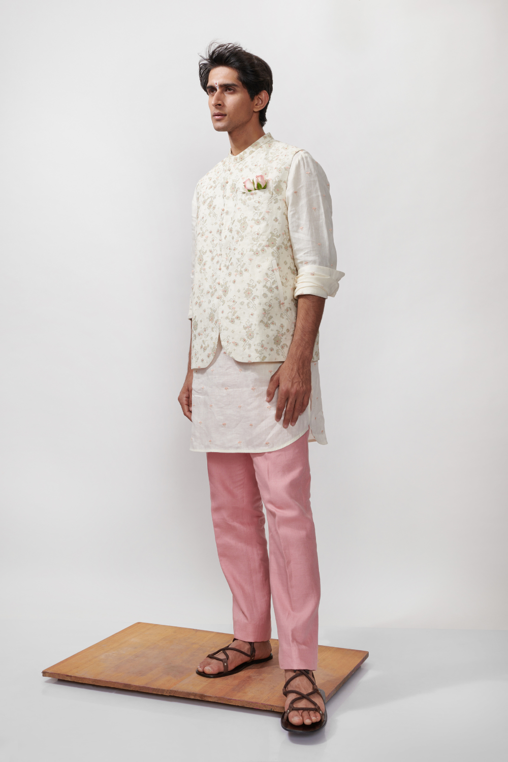 BAAGH - ZARI EMBROIDERED BANDI SET