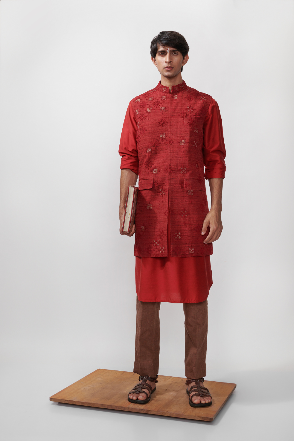 PARIZAAD LONGLINE BANDI SET