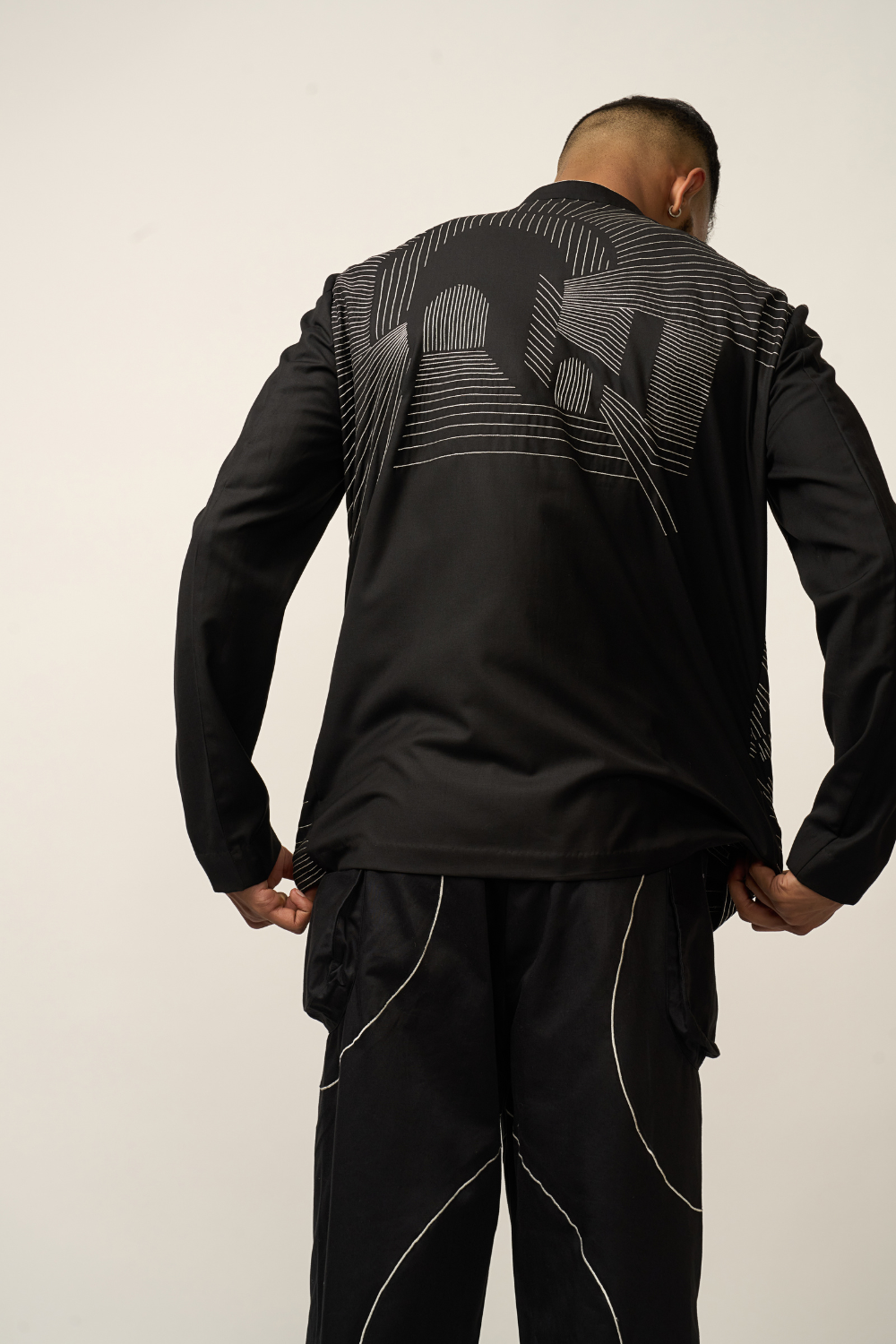 CONTOUR PIPING TROUSER