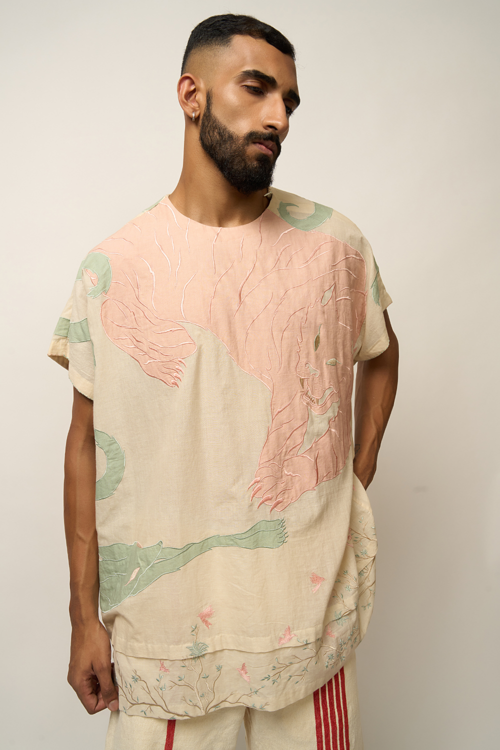 TIGER APPLIQUE KAFTAN SHIRT