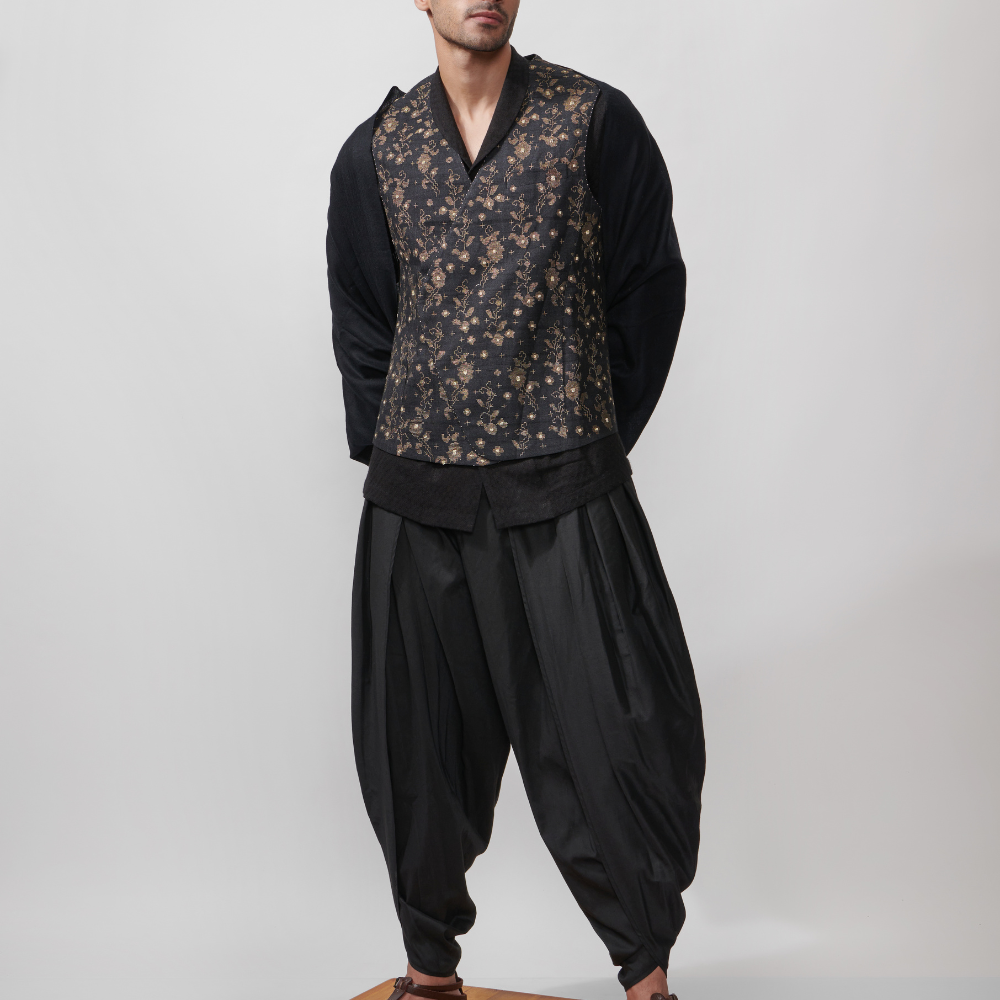 BAAGH - ZARI EMBROIDERED VEST SET